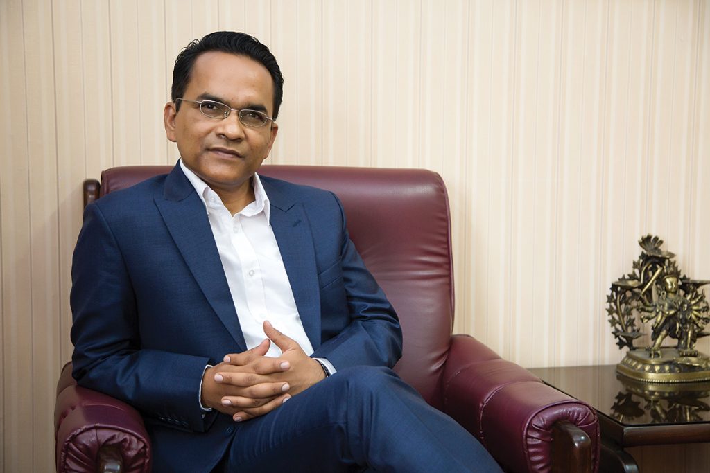 नवनियुक्त गभर्नर पौडेलविरुद्ध सर्वोच्चमा रिट